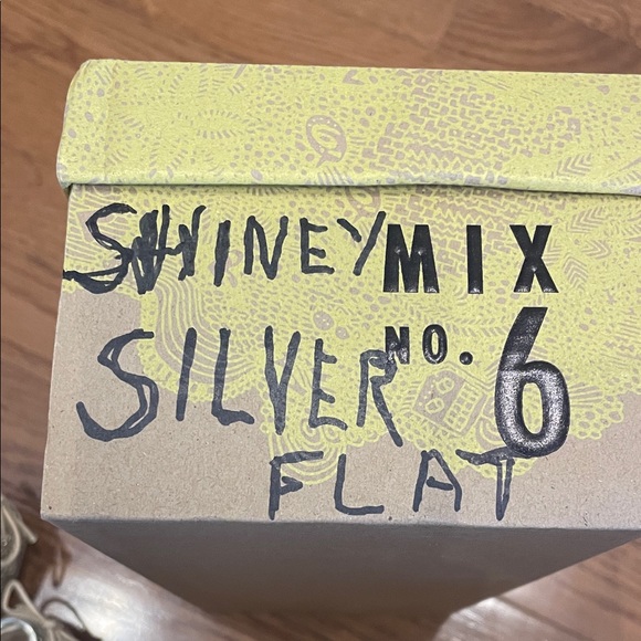 Mix No. 6 Women's Sparkling Silver Flats - Picture 10 of 10